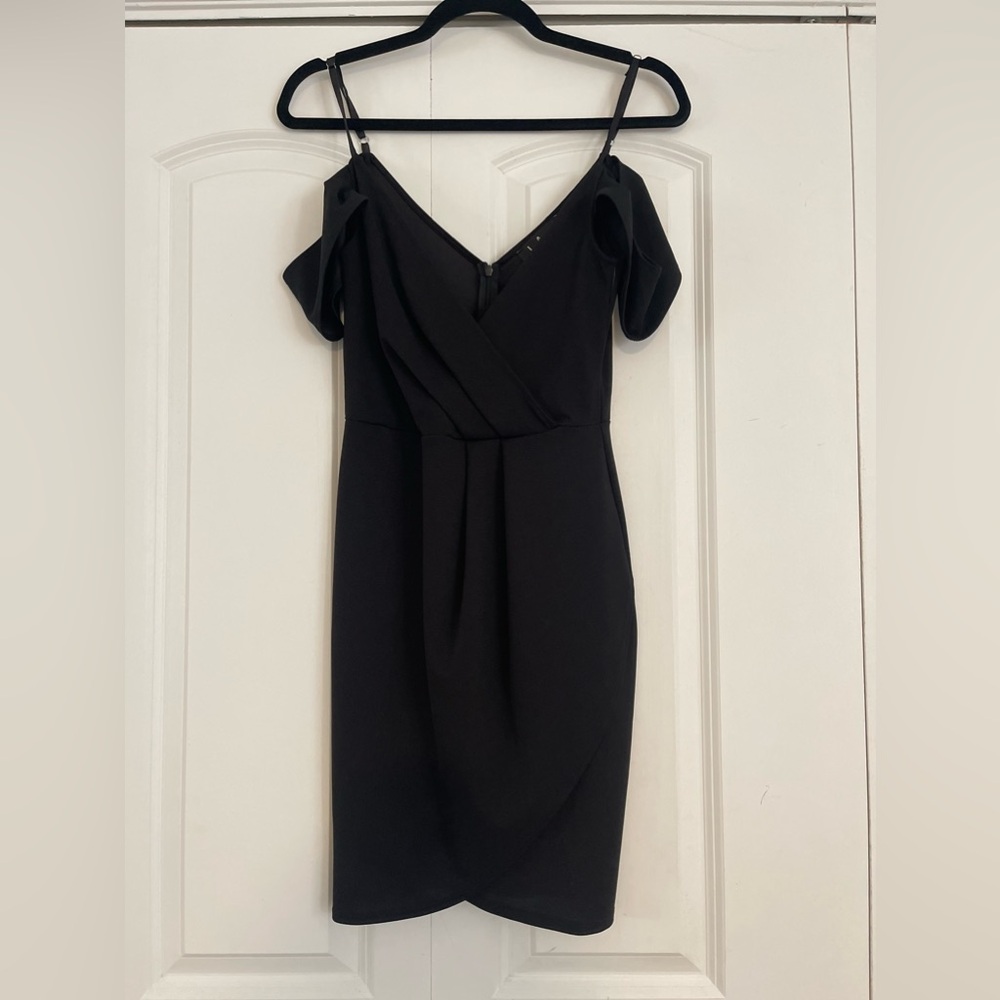 LULU's - off the shoulder dress